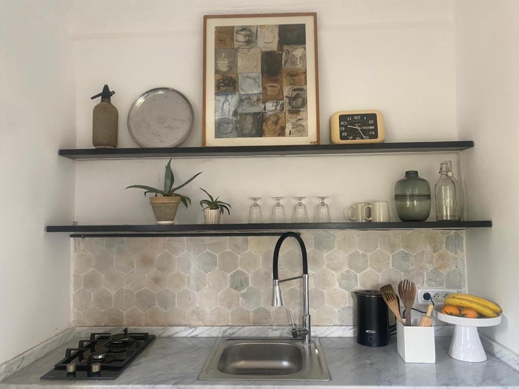 Lella Zohra, Studio Avec Piscine A Sidi Bou Said Bed and Breakfast Εξωτερικό φωτογραφία